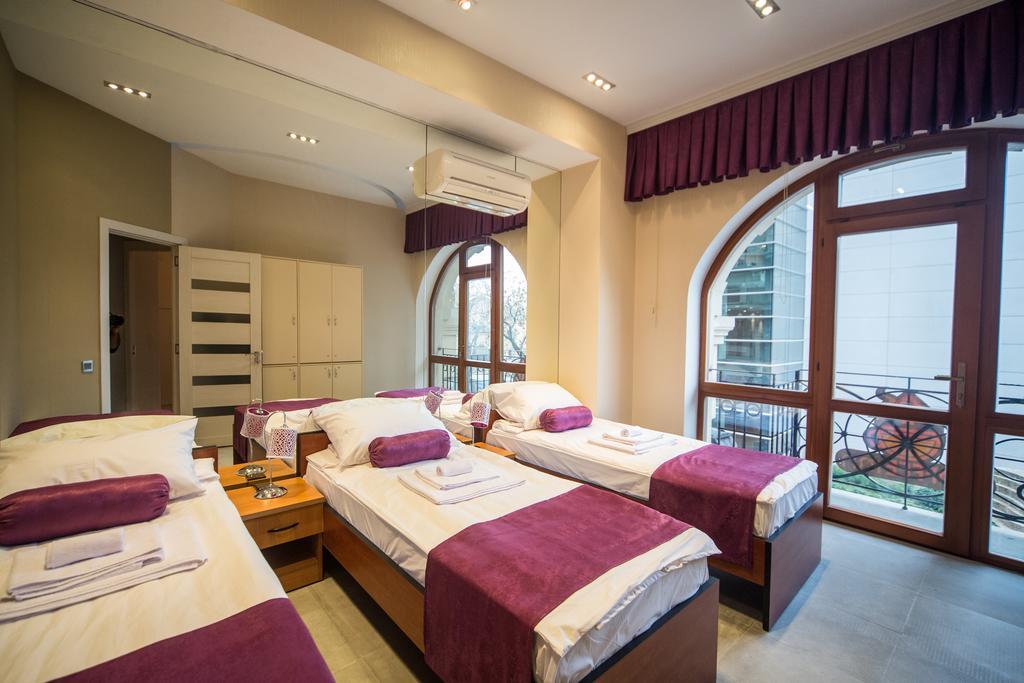 Hostel Inn Hotel&Hostel Baku Exteriör bild