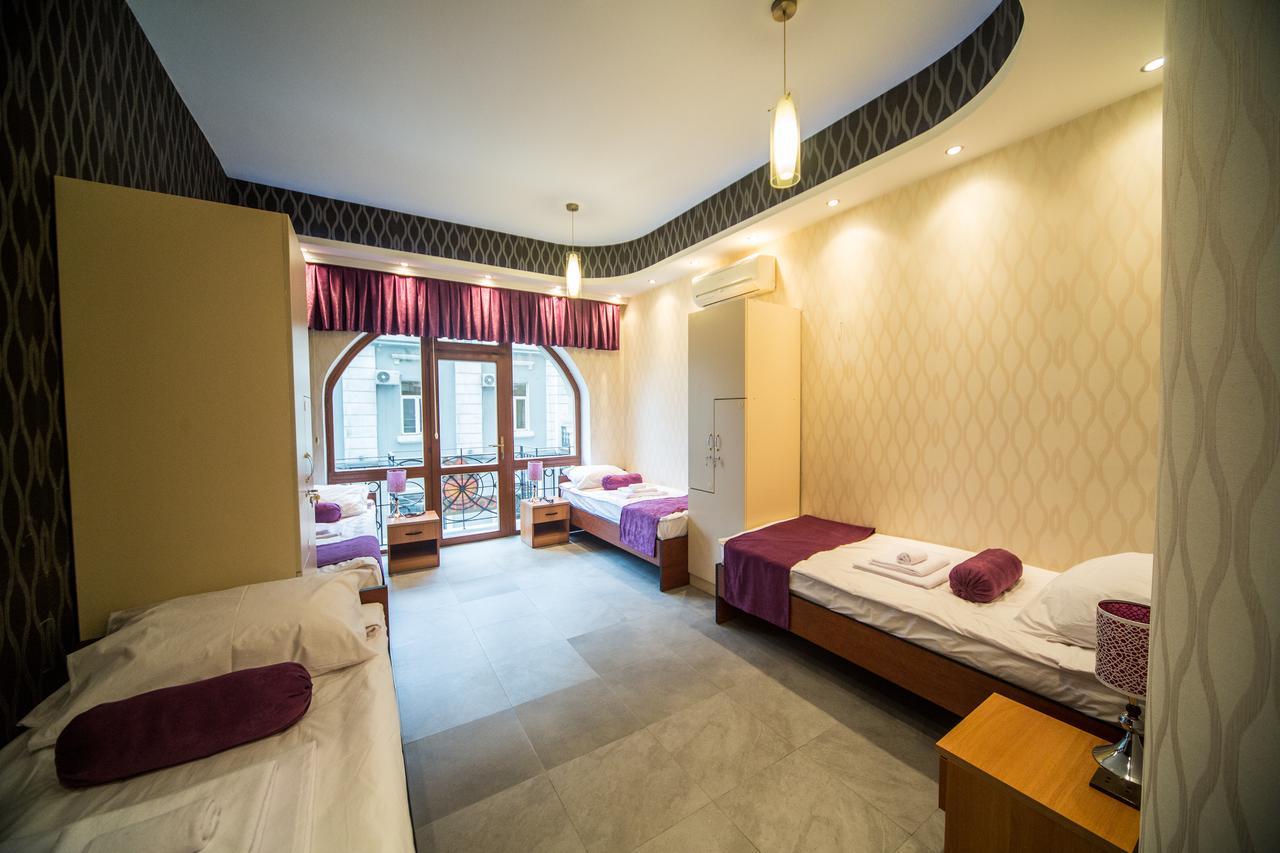 Hostel Inn Hotel&Hostel Baku Exteriör bild