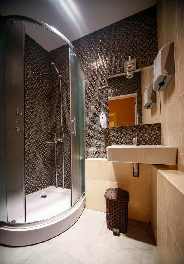 Hostel Inn Hotel&Hostel Baku Exteriör bild