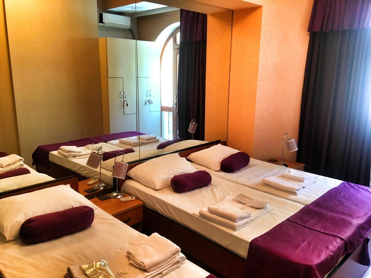 Hostel Inn Hotel&Hostel Baku Exteriör bild